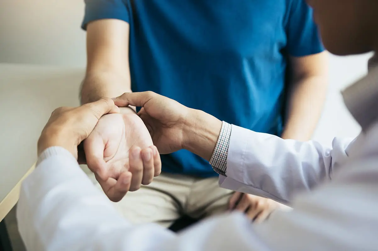 Inhibitory effects of laser irradiation on peripheral mammalian nerves and relevance to analgesic effects: a systematic review